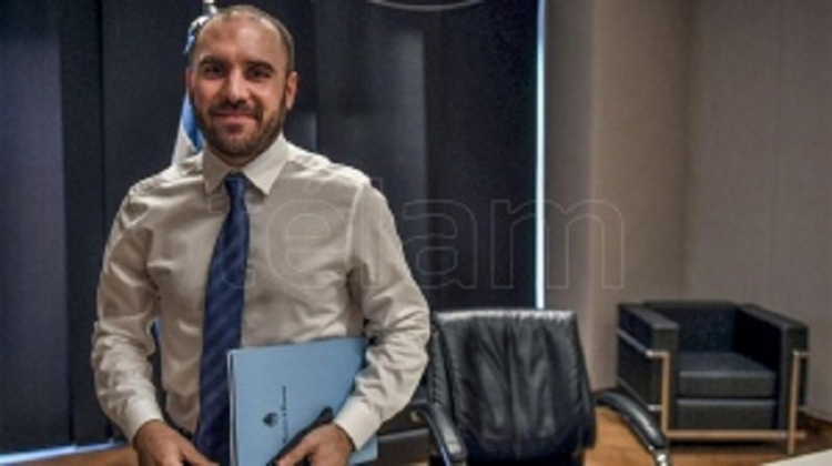 Guzm&aacute;n envi&oacute; al Congreso un proyecto para que la deuda externa requiera aval parlamentario