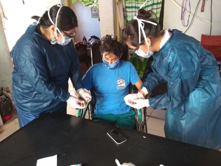 Convocan a presentar proyectos en programas para personas con discapacidad en el marco de la ley de cheques