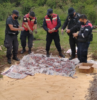 Secuestro y destrucci&oacute;n de pirotecnia sonora