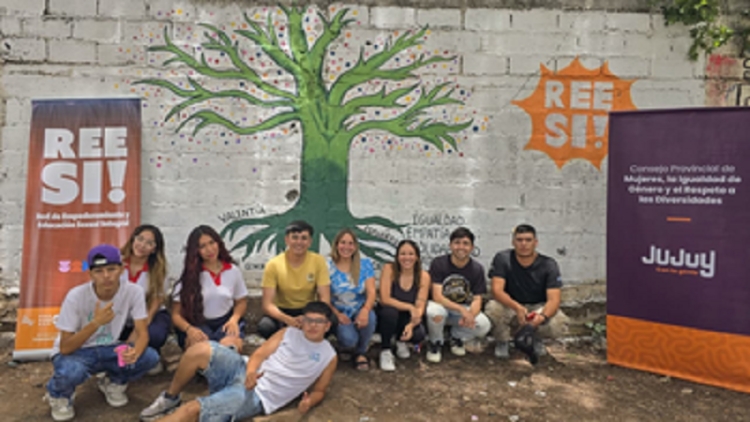 Nuevo Mural en San Pedro junto el equipo REE SI! y Juventudes