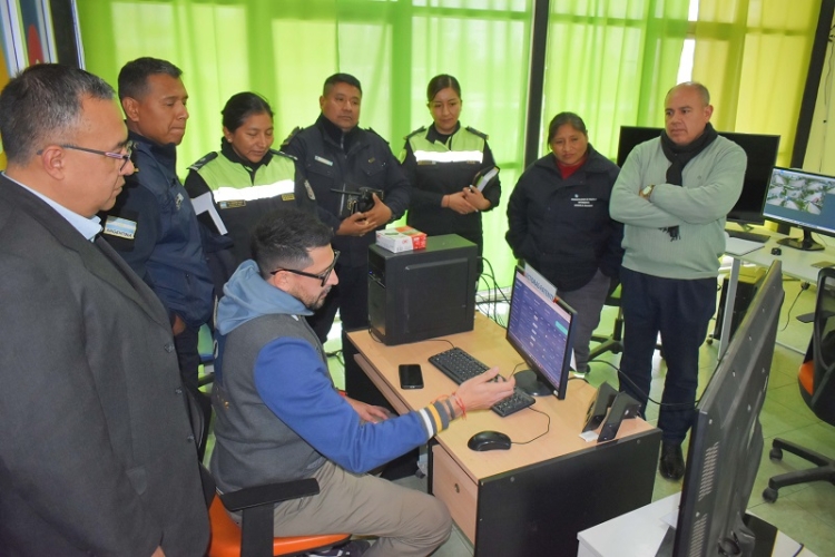 Seguridad: municipio y provincia concretaron una reuni&oacute;n y recorrido por el bienestar de la comunidad