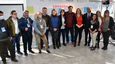 Educaci&oacute;n apuesta a la inclusi&oacute;n Tecnol&oacute;gica