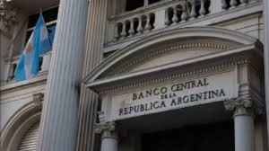 El Banco Central prev&eacute; una fuerte baja de tasas y una reactivaci&oacute;n de cr&eacute;dito