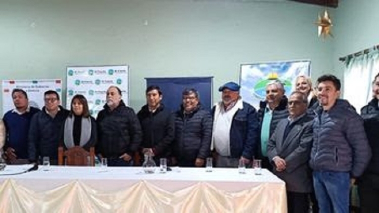 Talleres con salida laboral para localidades de El Fuerte, Palma Sola, Santa Clara, el Piquete, Vinalito y el Talar
