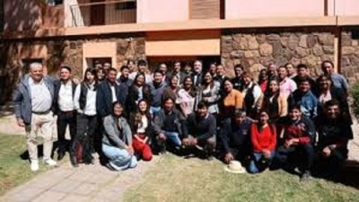 El gobernador Sadir encabez&oacute; un encuentro de gesti&oacute;n con jefes comunales de Quebrada y Puna