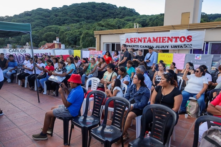 Sadir expuso propuesta del Frente Cambia Jujuy ante delegados de asentamientos