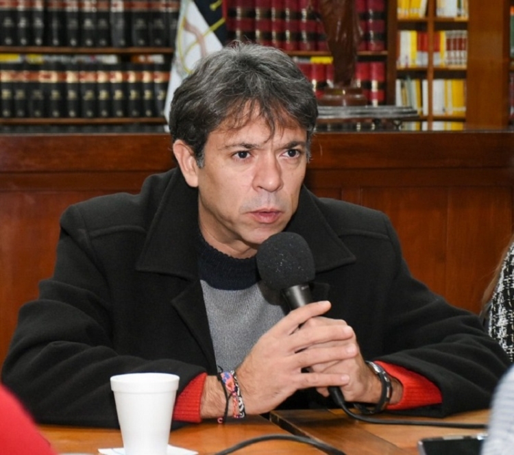 Rivas denunci&oacute; mentiras de &ldquo;sectores minoritarios&rdquo;: la nueva Constituci&oacute;n s&iacute; consagra derechos de los pueblos originarios