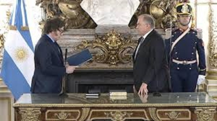 Quirno asumi&oacute; como nuevo canciller y dijo que van a "seguir consolidando la relaci&oacute;n con EE.UU."