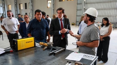 Sadir recorri&oacute; el Parque Industrial de Palpal&aacute;