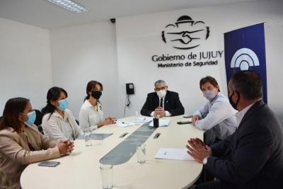 Convenio para implementar el sistema de pago electr&oacute;nico de documentos policiales