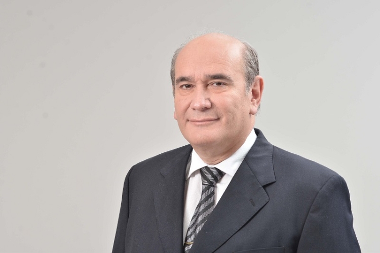 "Esto no es ideol&oacute;gico, estas son s&oacute;lo ambiciones personalistas"