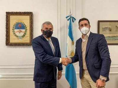 EN ESPA&Ntilde;A. Morales abri&oacute; las puertas a inversiones internacionales en cannabis medicinal