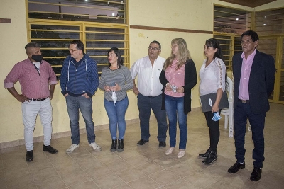 Asumieron las nuevas autoridades del centro vecinal 18 hect&aacute;reas de alto comedero