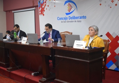 Concejales realizaron la octava sesi&oacute;n ordinaria
