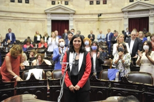 Leila Chaher jur&oacute; como diputada nacional por Jujuy