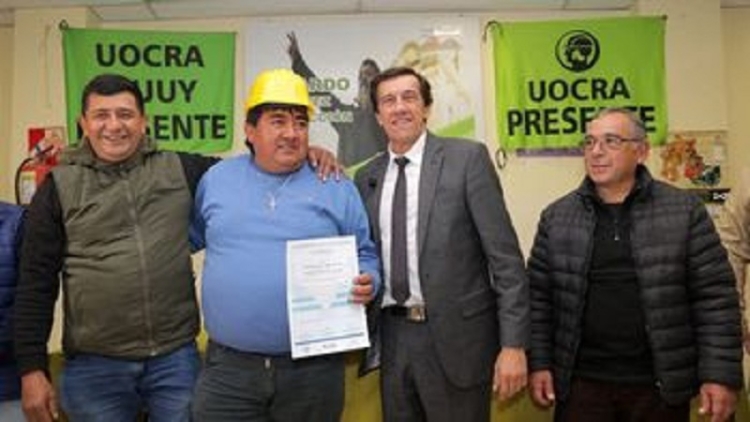 Sadir entreg&oacute; certificados de capacitaci&oacute;n en UOCRA