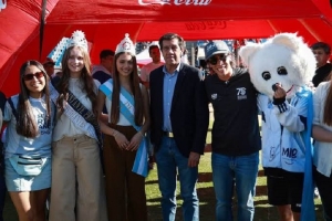 Sadir acompa&ntilde;&oacute; el cierre del Finde Estudiantil 2026 junto a miles de j&oacute;venes