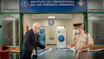 Taiana inaugur&oacute; un nuevo Instituto de Ciberdefensa de las Fuerzas Armadas