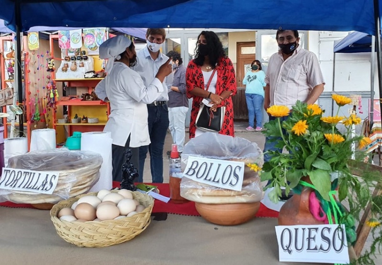 Con gran &eacute;xito se llev&oacute; a cabo la Expo del Trabajo Solidario