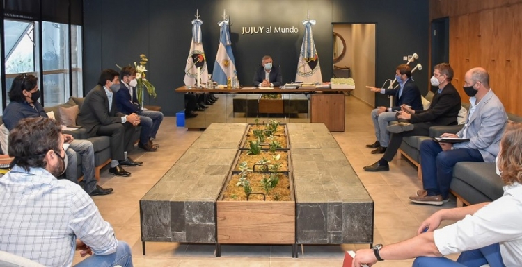 Gobierno y sectores privados confluyen en mesas de trabajo para dinamizar la econom&iacute;a juje&ntilde;a