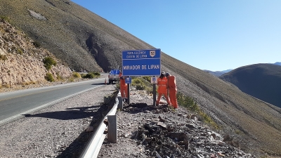 En Jujuy, vialidad nacional coloc&oacute; se&ntilde;ales informativas sobre la ruta esc&eacute;nica cuesta de Lip&aacute;n
