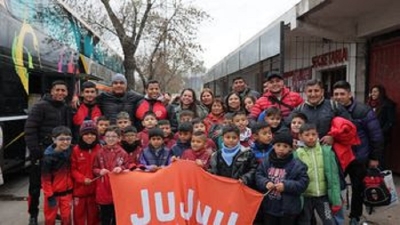 Delegaci&oacute;n juje&ntilde;a rumbo a Misiones