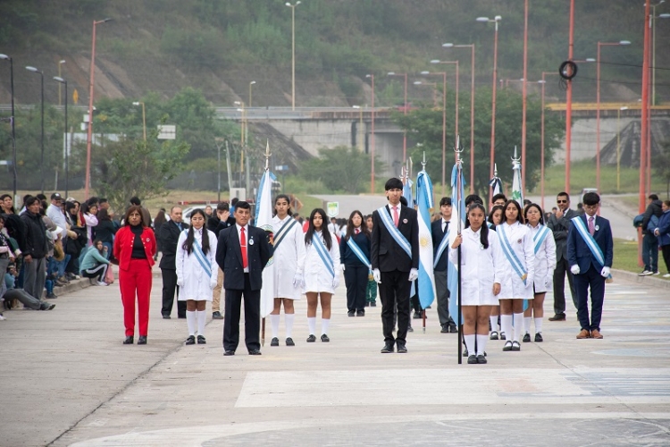 60&ordm; Aniversario de la Escuela Provincial de Comercio N&ordm; 1 &ldquo;Carlos Eusebio Ibarra&rdquo;