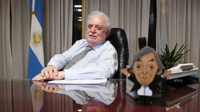 Gonz&aacute;lez Garc&iacute;a espera cerrar el acuerdo con Pfizer por la vacuna