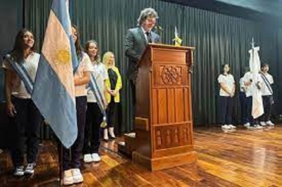 El Gobierno lanz&oacute; los vouchers educativos para las familias que no pueden pagar aumentos de colegios privados