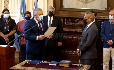 Morales tom&oacute; juramento a &Aacute;lvarez Garc&iacute;a y Gaspar Santill&aacute;n