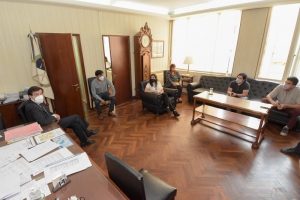 Avanzan las reuniones por la recomposici&oacute;n salarial a trabajadores estatales