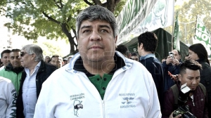 Camioneros y las c&aacute;maras acordaron un 45% de aumento salarial en tres tramos