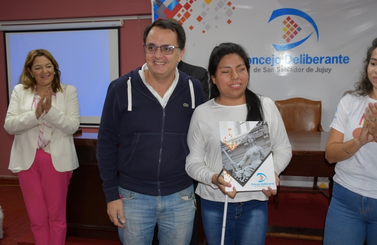 Capacitaci&oacute;n sobre trato adecuado a personas con discapacidad