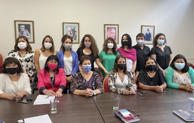 Compromiso legislativo para continuar avanzando en la agenda de derechos hacia las mujeres