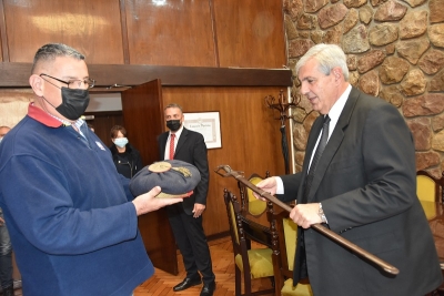 La espada y la gorra militar del coronel Manuel &Aacute;lvarez prado quedar&aacute;n en custodia de la legislatura de Jujuy
