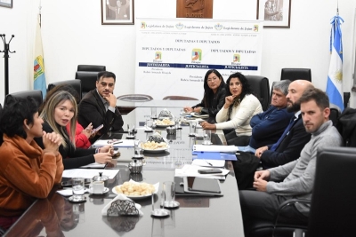 La Comisi&oacute;n de Ambiente abord&oacute; proyectos vinculados al Banco de Semillas y la  capacitaci&oacute;n de Ley Yolanda