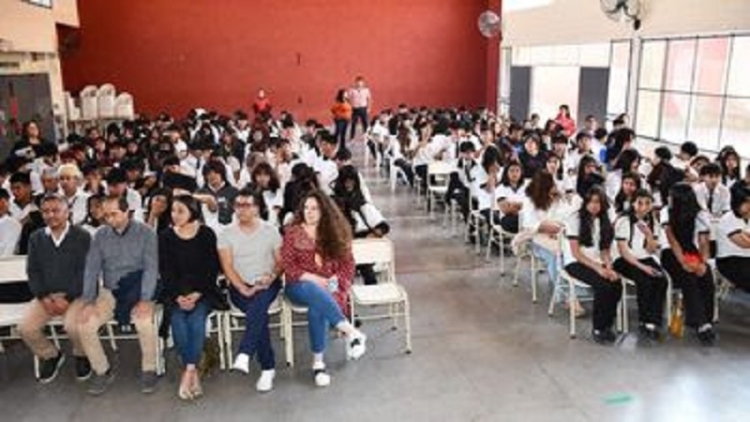 "La Escuela se abre al Teatro": un cierre a puro aplauso y emoci&oacute;n