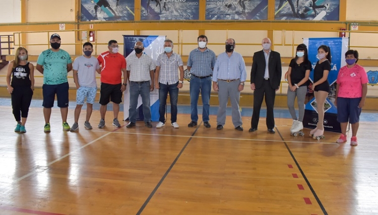 Palpal&aacute; suma actividades deportivas gratuitas para todas las edades  El intendente Rub&eacute;n Eduardo Rivarola junto al director de Deportes Marcelo Ansonnaud, anunciaron una agenda de importantes eventos en los que podr&aacute;n participar ni&ntilde;os, adolescentes y