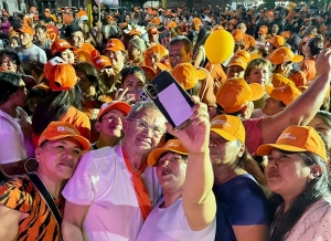 Mario Pizarro encabezó el acto de cierre de campaña en Libertador