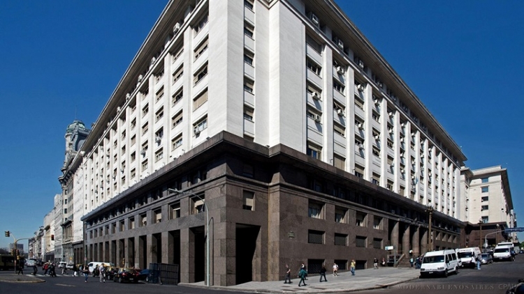 El Gobierno env&iacute;a al Congreso el Presupuesto 2021 con un d&eacute;ficit previsto del 4,5%