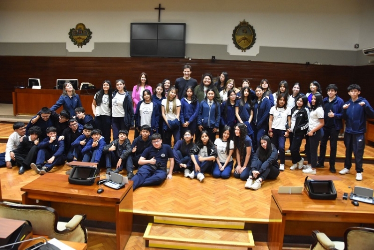 Estudiantes del Colegio Nuestra Se&ntilde;ora del Huerto visitaron la Legislatura en el marco del programa &ldquo;Legislatura Joven&rdquo;