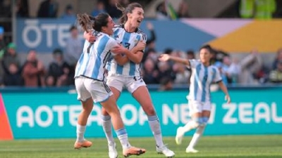Argentina movi&oacute; el banco y logr&oacute; un heroico empate ante Sud&aacute;frica