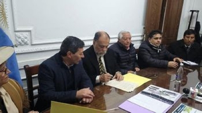 El Gobierno inicia curso de confecci&oacute;n de ropa gaucha