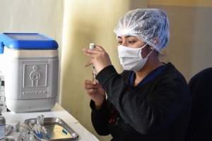 Se espera nuevo env&iacute;o de vacunas para la provisi&oacute;n a los centros de salud
