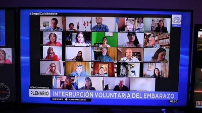 Aborto: avanza el dictamen con la aprobaci&oacute;n en dos de las tres comisiones