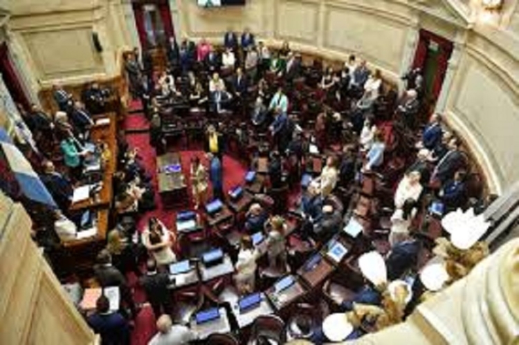 El Senado abrir&aacute; este mi&eacute;rcoles el debate en comisi&oacute;n de la reforma laboral y quiere un tr&aacute;mite veloz