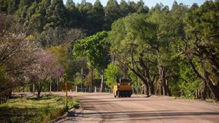 Jujuy Construye: avanzan obras de pavimentaci&oacute;n de la RP 56, desde Carahunco a La Mendieta