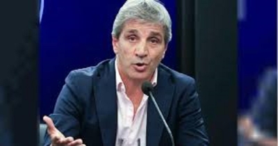 Caputo afirm&oacute; que habr&aacute; reforma impositiva y que se cumplir&aacute;n las metas con el FMI