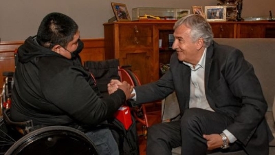 Construcci&oacute;n de sillas de ruedas: Respaldo de Morales al proyecto de Pablo Arcibia