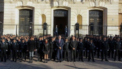 Morales tom&oacute; juramento de fidelidad a la bandera nacional a cadetes del Instituto Universitario Provincial de Seguridad